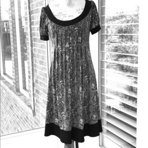 Black and white printed dress